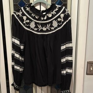 Maeve Embroidered Black and White Women's Top